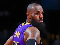 九游体育-包含詹姆斯迎来十二赛季高光表现，塞尔维亚队球迷沸腾！的词条